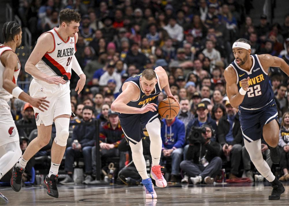 多场比赛中 多场比赛中