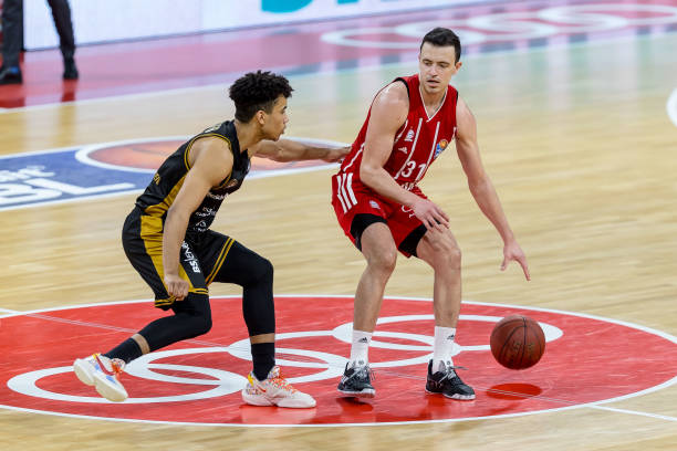 场的控制上 场的控制上